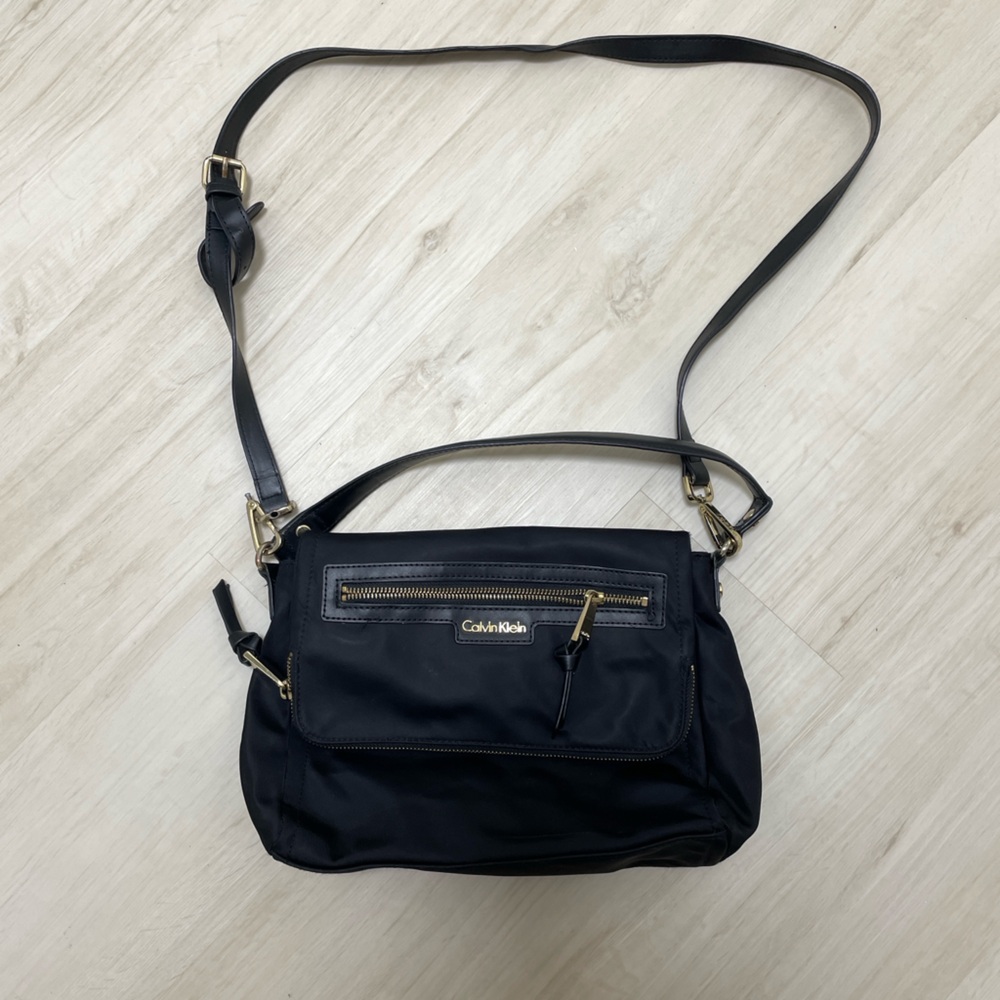 Calvin Klein Black Crossbody purse